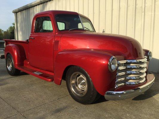 Chevrolet pickup gets stereo upgrade.