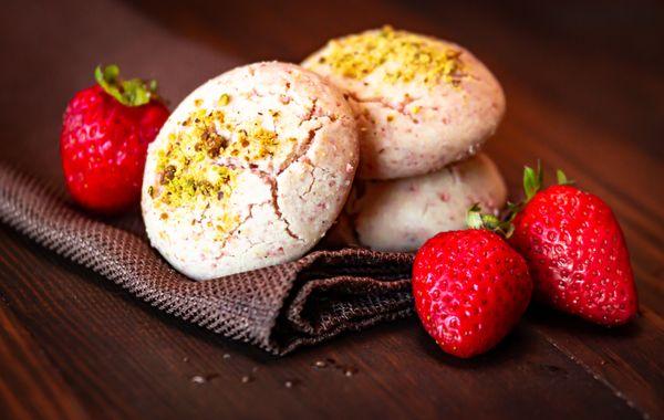 Strawberry Naankhatai