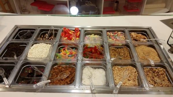 Toppings for the classic yogurt