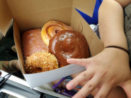 Golden Gate Donuts