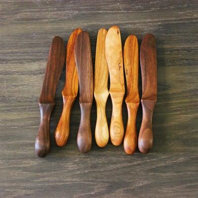 Hand carved hardwood spreading knives