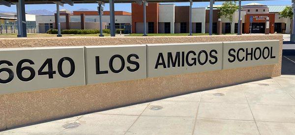 Los Amigos School