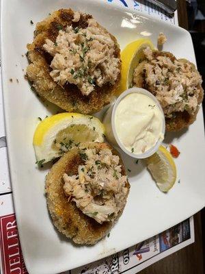 Tasty crab cake appetizer