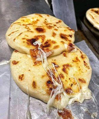 Pupusas de queso