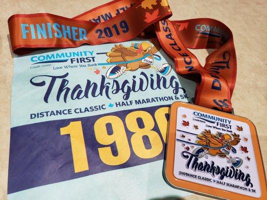 Cool Medal and Bib (Thanksgiving 5K 2019)