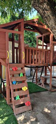 Play ground for kids age 2 years and older