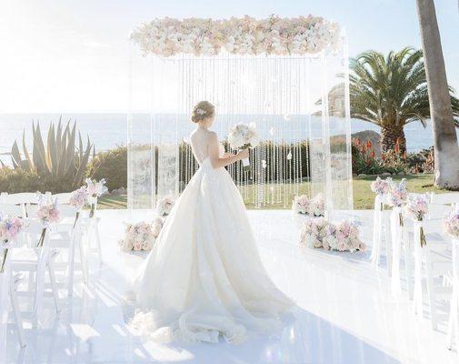 Laguna Beach Wedding by Tutta Bella Florist