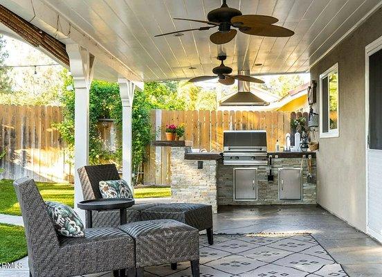 Outdoor KITCHEN