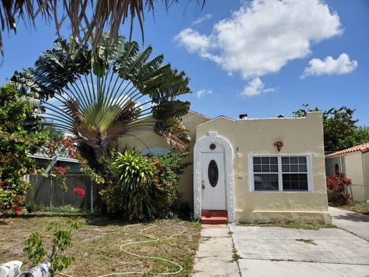 Beautiful WPB house available for rent!