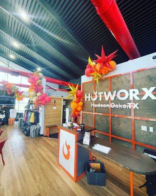 HOTWORX, Hudson Oaks Lobby