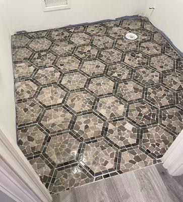 Lanai Hexagon pebble tile installation