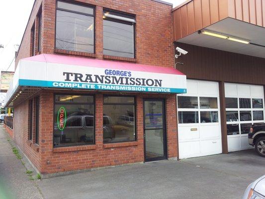 Complete transmission services from George's Transmission.