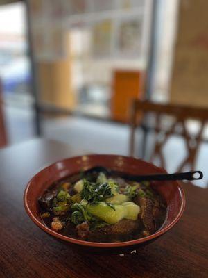 Beef stew noodles