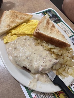 Country Fried Steak #countrymeadowrestaurantpa #countryrestaurant #preservefootprints