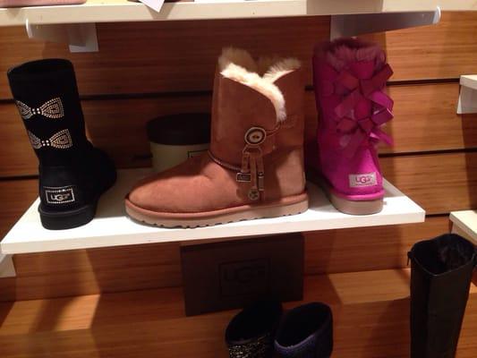 Cool flashy uggs!