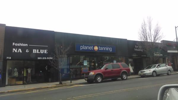 Planet Sun Tanning Salon & Boutique