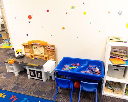 Construction station and sand table at our Rockville center.