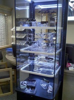 Advantage Eye Care Eyewear Display