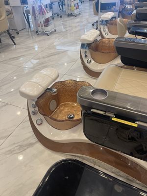 Pedicure bowls