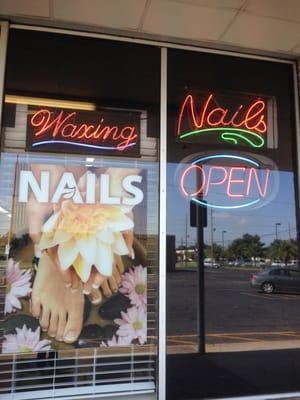 Lucky Nail front door.