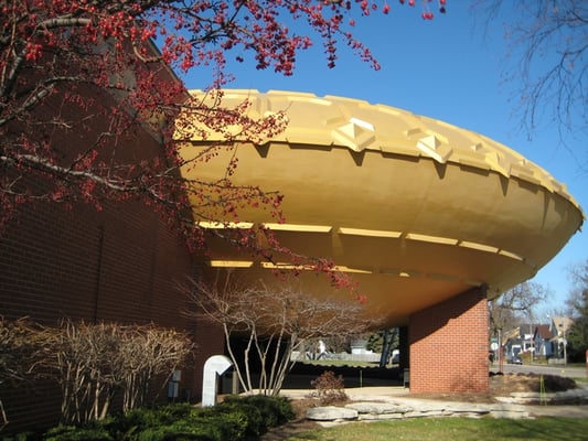 Golden Rondelle Theater Guest Relations Center