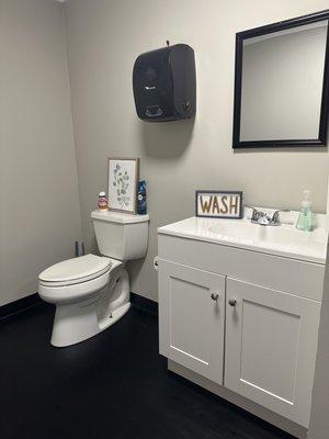 bathroom shop/customer