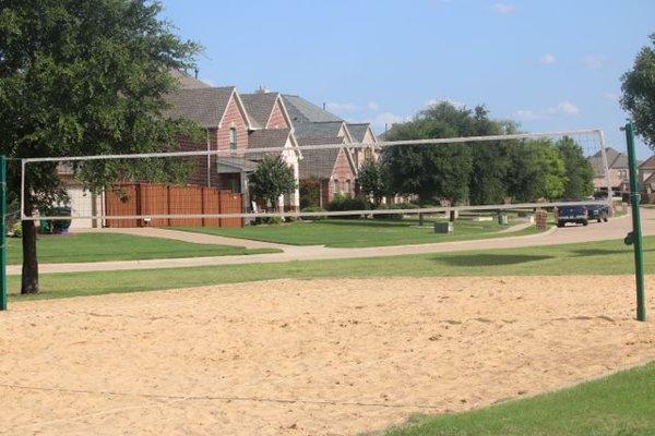 Aviary Park Sand Volleyball. Photo by Happy Tails Pet Pal, LLC.