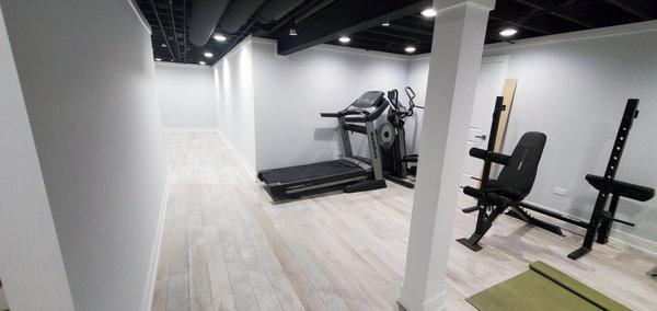 Basement refinish gym area