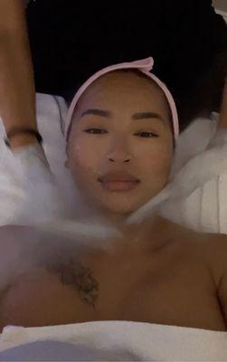 HydroGlow facial