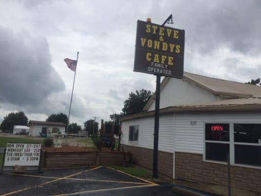 Vondy's Cafe