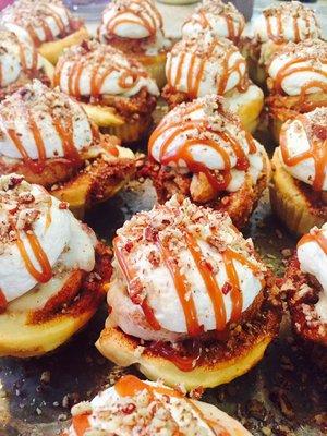 Brioche Cinnamon Roll Cupcakes