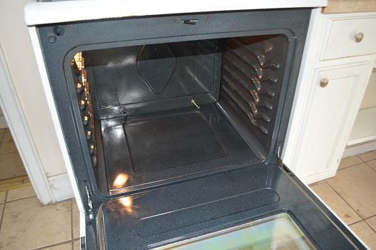 This was that same woman's oven after I was done. She was completely shocked.