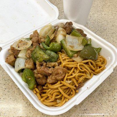 Vegetable noodles, pepper steak, and black pepper chicken.