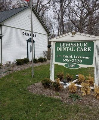 LeVasseur Dental Care