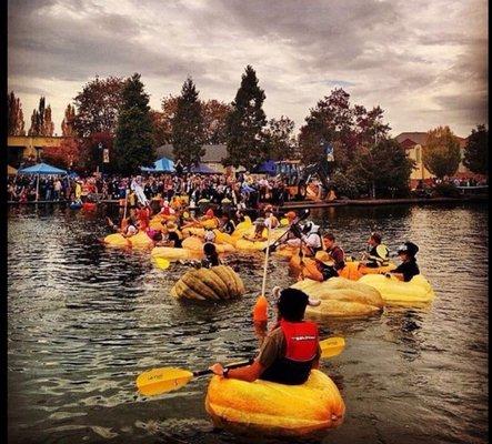 This Fall Naturelushious your way to Pumpkin destinations, see Portland lake & let Travelushious check it off your bucket list