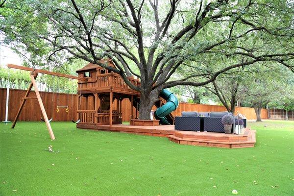 Custom Tree Playset with backyard lounge area