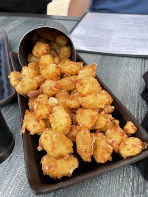 Fried cheese curds