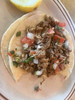 Asada taco con total