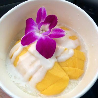 Mango sticky rice