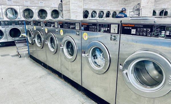 Conner SpinCycle Coin Laundry Detroit Washers