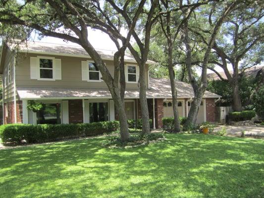 On a quiet street in Heritage Hills, Central-North Austin