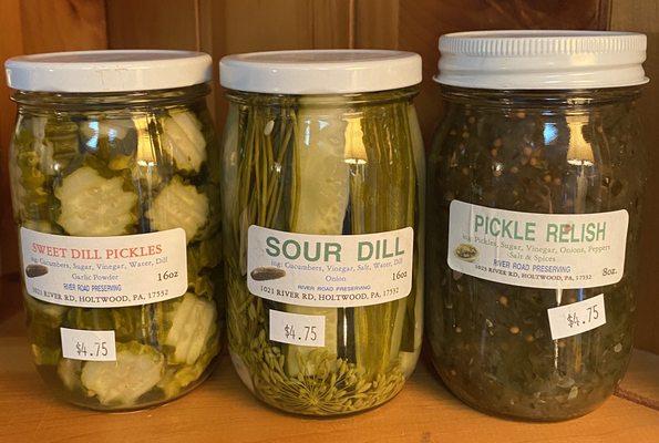 Assorted pickles