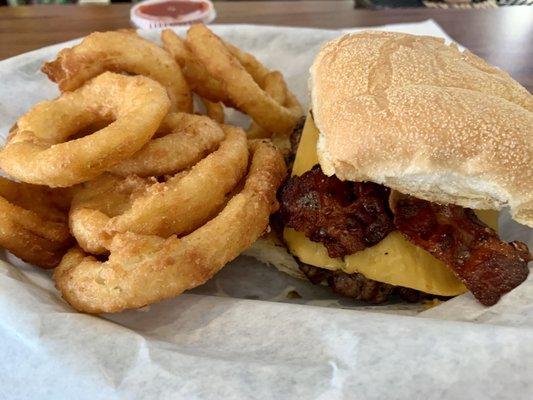 Bacon Cheeseburger w/ Onion Rings