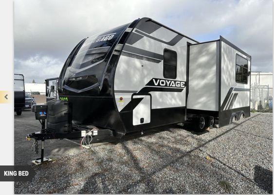 2023 Winnebago Voyage V2427RB