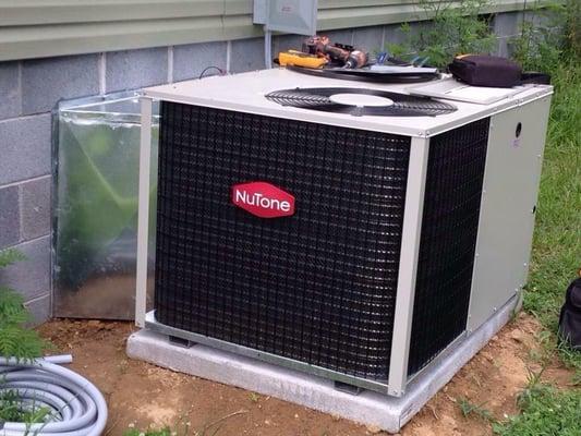 13 SEER package Heat Pump