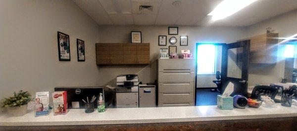 Front desk @ Select phys therapy