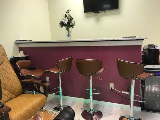 Inside Queen Nails Spa-Bethlehem PA 18017