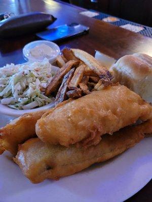 Beer battered perch and perfect fries!