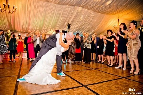 Elana & Jay just sent us this great picture from their wedding dance- a beautiful dip.