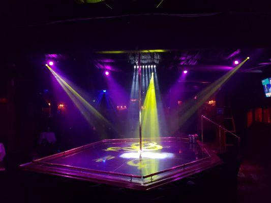 Stage lighting and programming for club